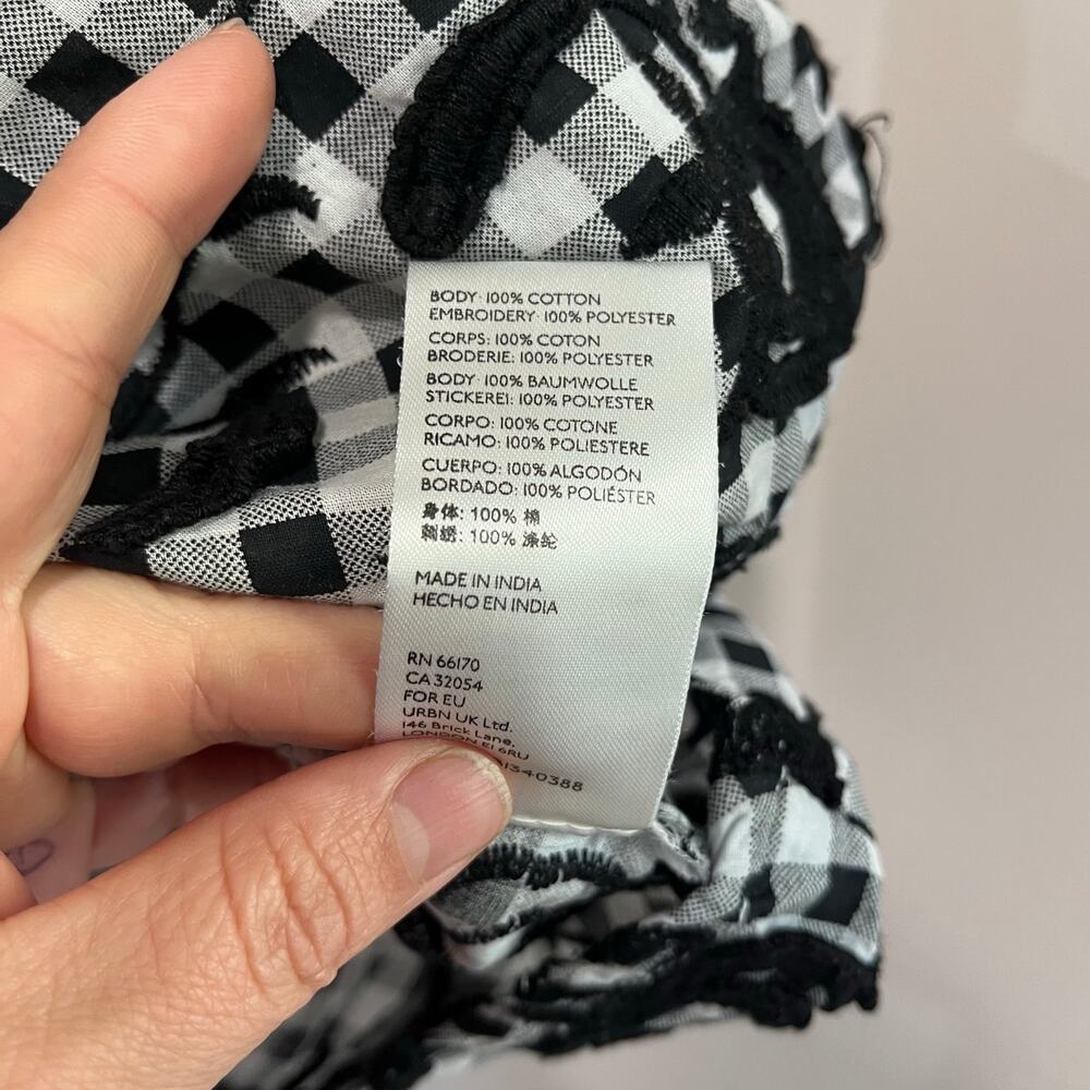 Anthropologie Pilcro Black and White gingham with embroidered floral button up - Picture 7 of 10